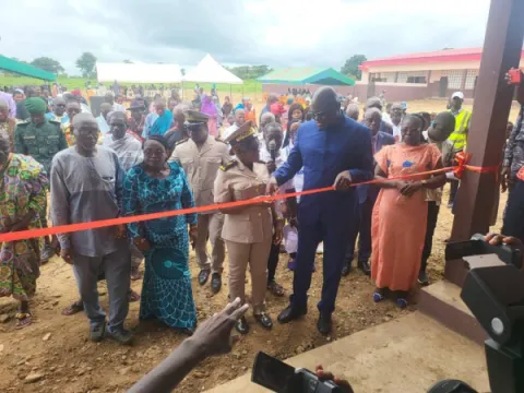 Inauguration de l’École Primaire Anouble Bad et du Collège Moderne d’Aloko Djakro