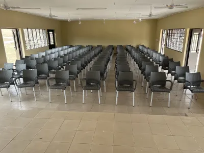 Cérémonie de remise des ouvrages du Collège Moderne Safloue Djanhan