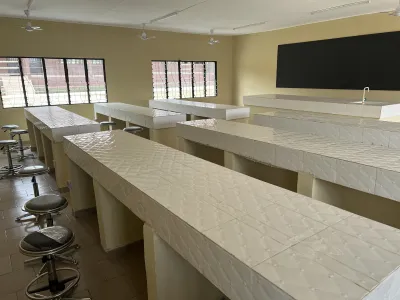 Cérémonie de remise des ouvrages du Collège Moderne Safloue Djanhan — Photo 2