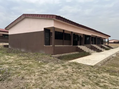 Cérémonie de remise des ouvrages du Collège Moderne Safloue Djanhan — Photo 3