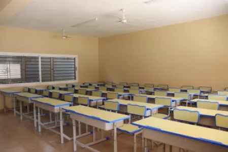 Lycée Moderne Plateau — Photo 2