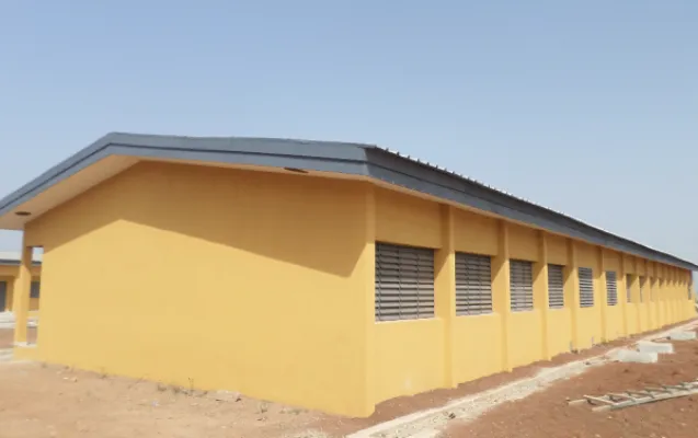 CONSTRUCTION DE 9 COLLEGES